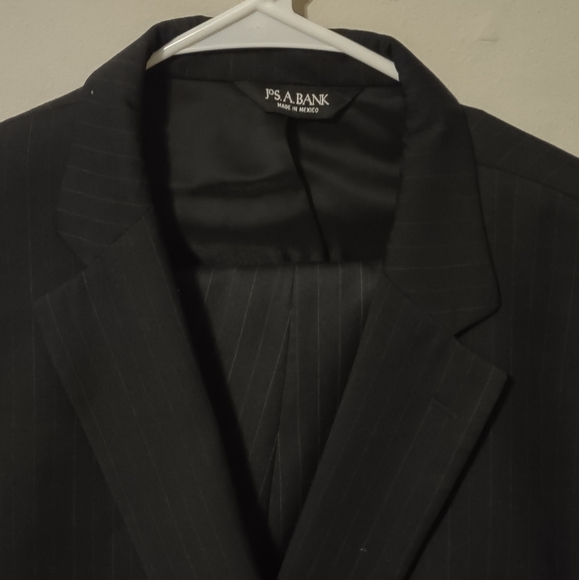 Joseph A Banks pinstripe Wool suit 50R pants 42x32k dark charcoal grey stripes - Picture 7 of 7